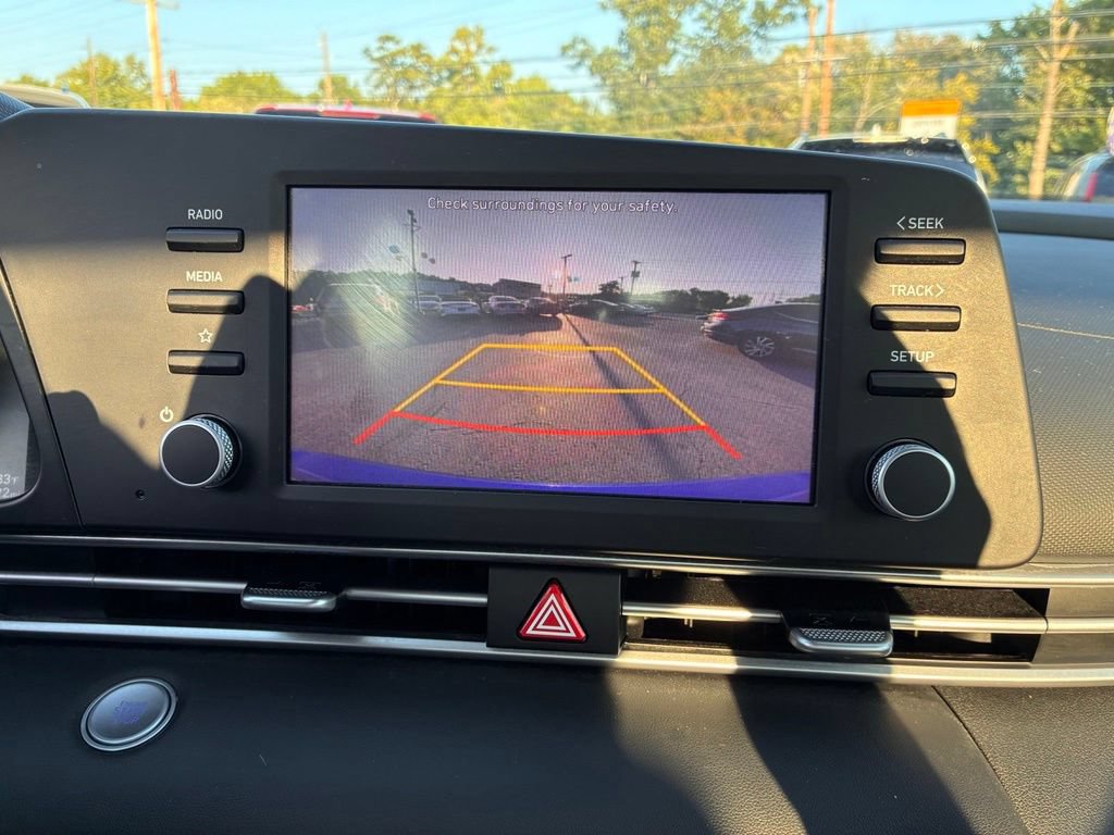Used 2023 Hyundai Elantra SEL FWD image 32