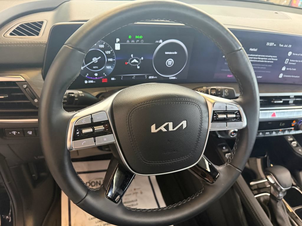 Used 2025 Kia Telluride SX Prestige X-Pro AWD/4WD image 12
