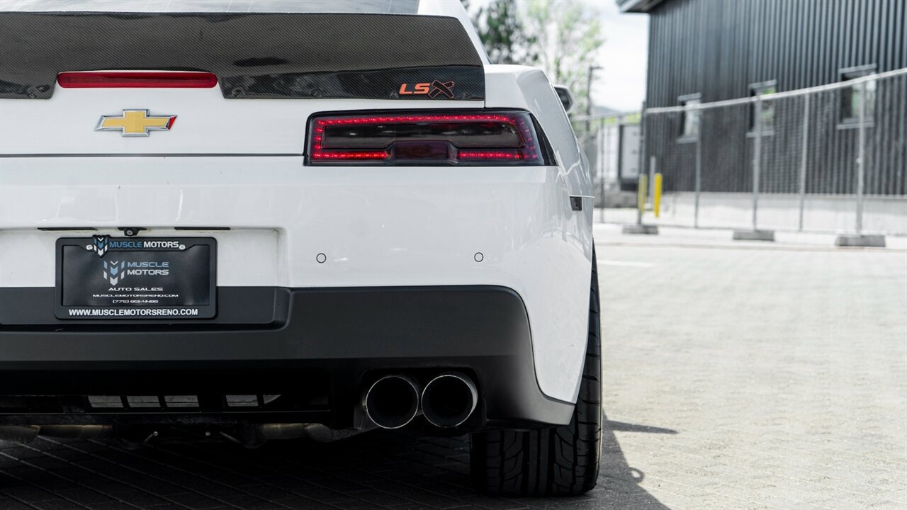 Used 2015 Chevrolet Camaro SS w/ RS Package RWD image 12