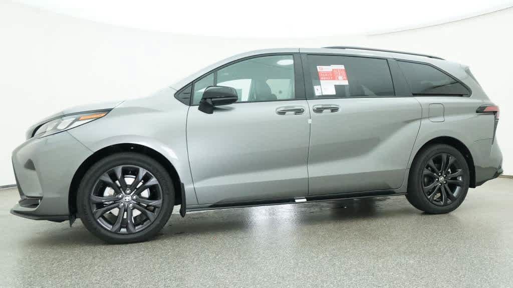 New 2026 Toyota Sienna XSE FWD image 21