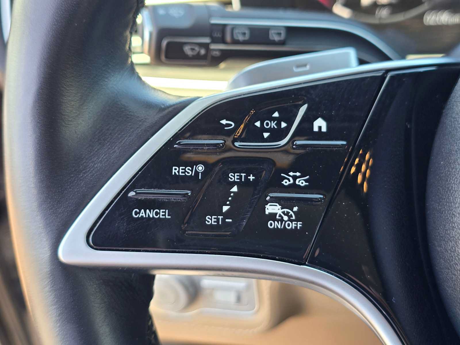 Used 2024 Mercedes-Benz GLE 580 4MATIC image 34