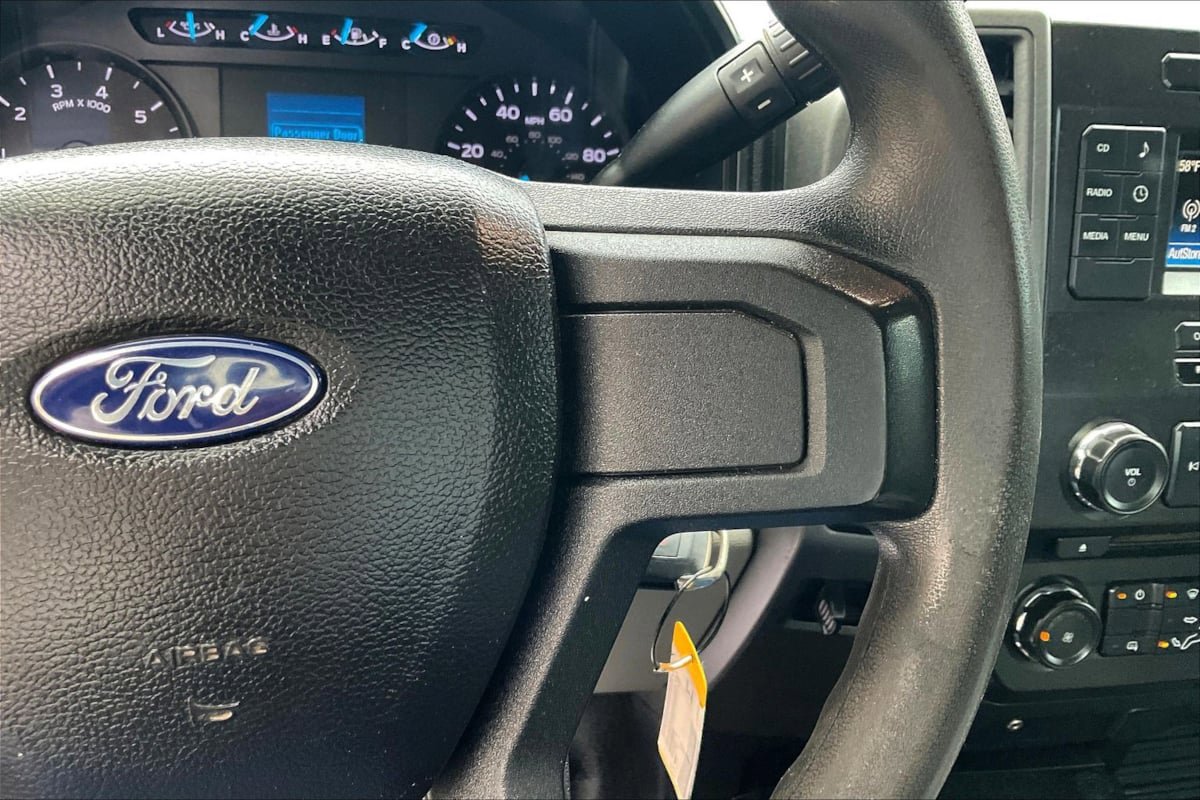 Used 2017 Ford F250 XL w/ Power Equipment Group AWD/4WD image 13