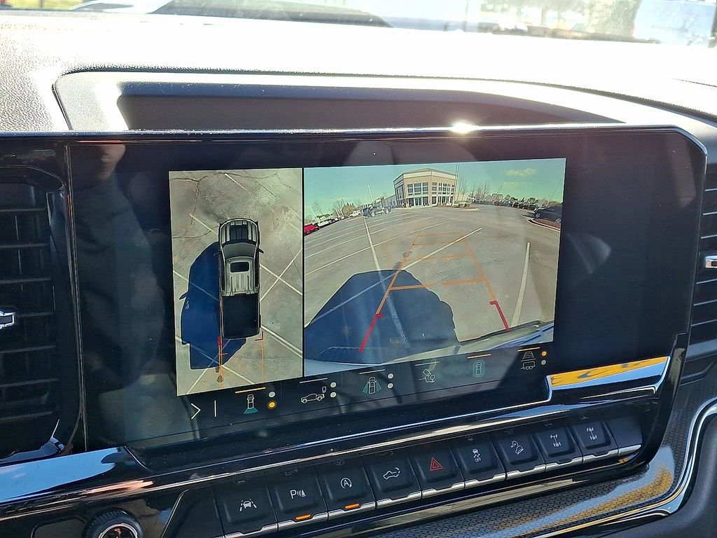 Used 2023 Chevrolet Silverado 1500 ZR2 w/ Technology Package image 18