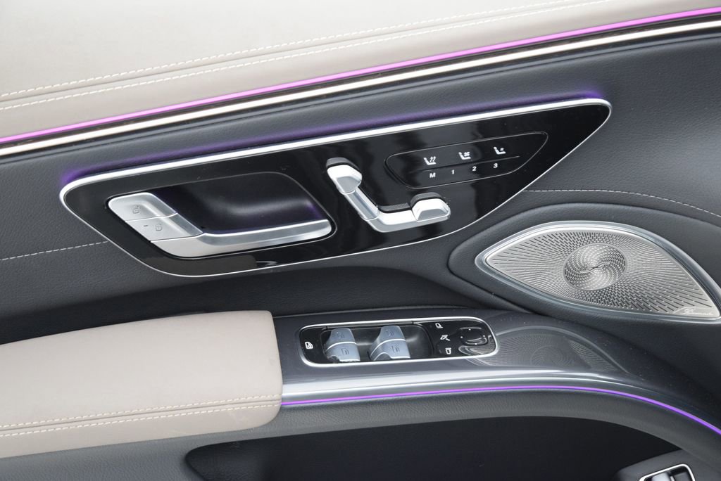 Used 2023 Mercedes-Benz EQS 450+ 4MATIC Sedan image 24