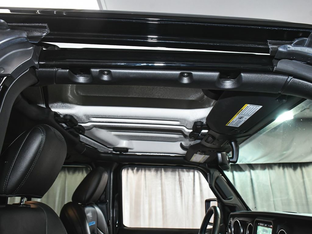 Used 2023 Jeep Wrangler Unlimited Rubicon 4xe w/ Cold Weather Group AWD/4WD image 50