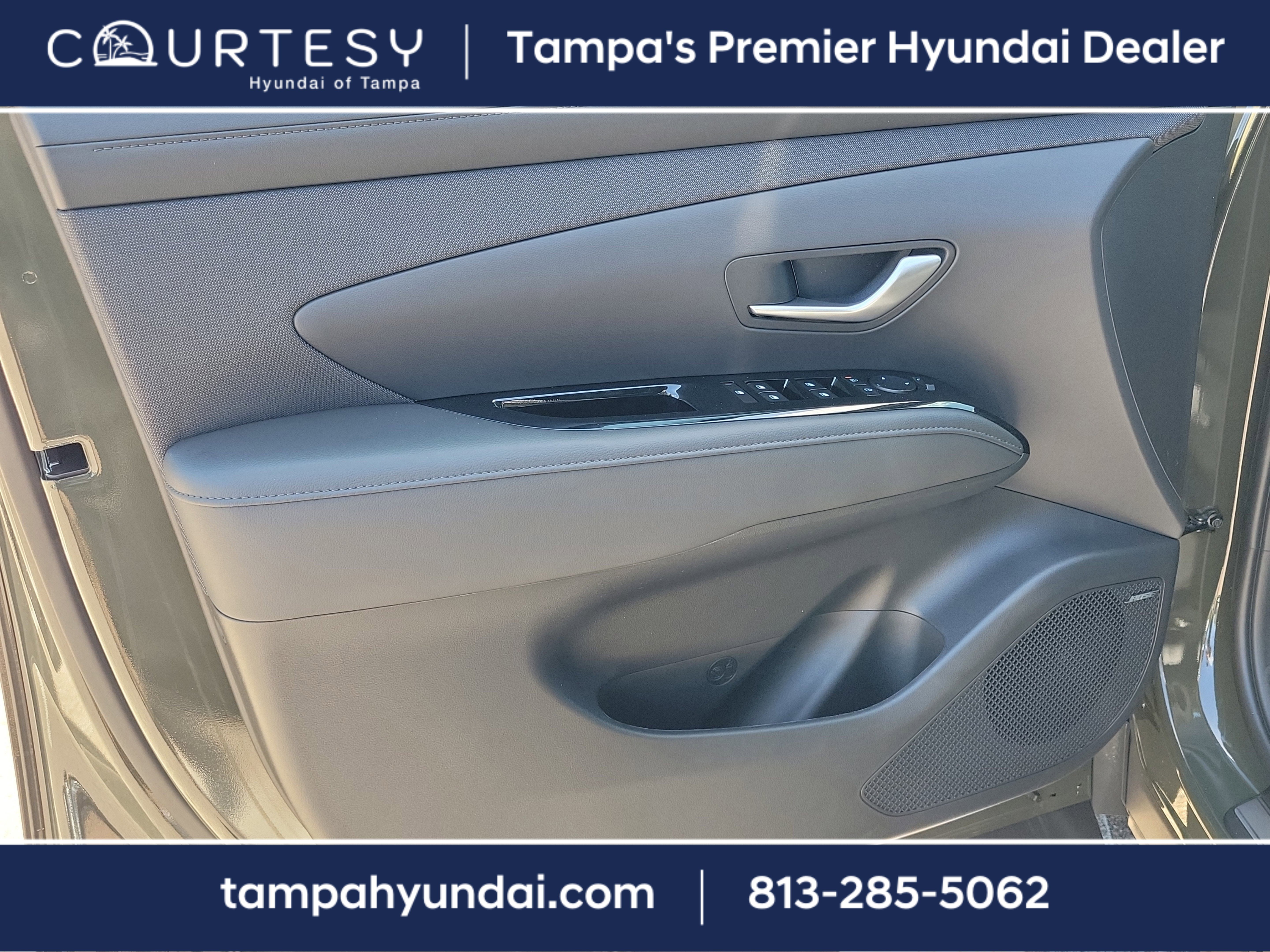 New 2025 Hyundai Tucson Limited image 19
