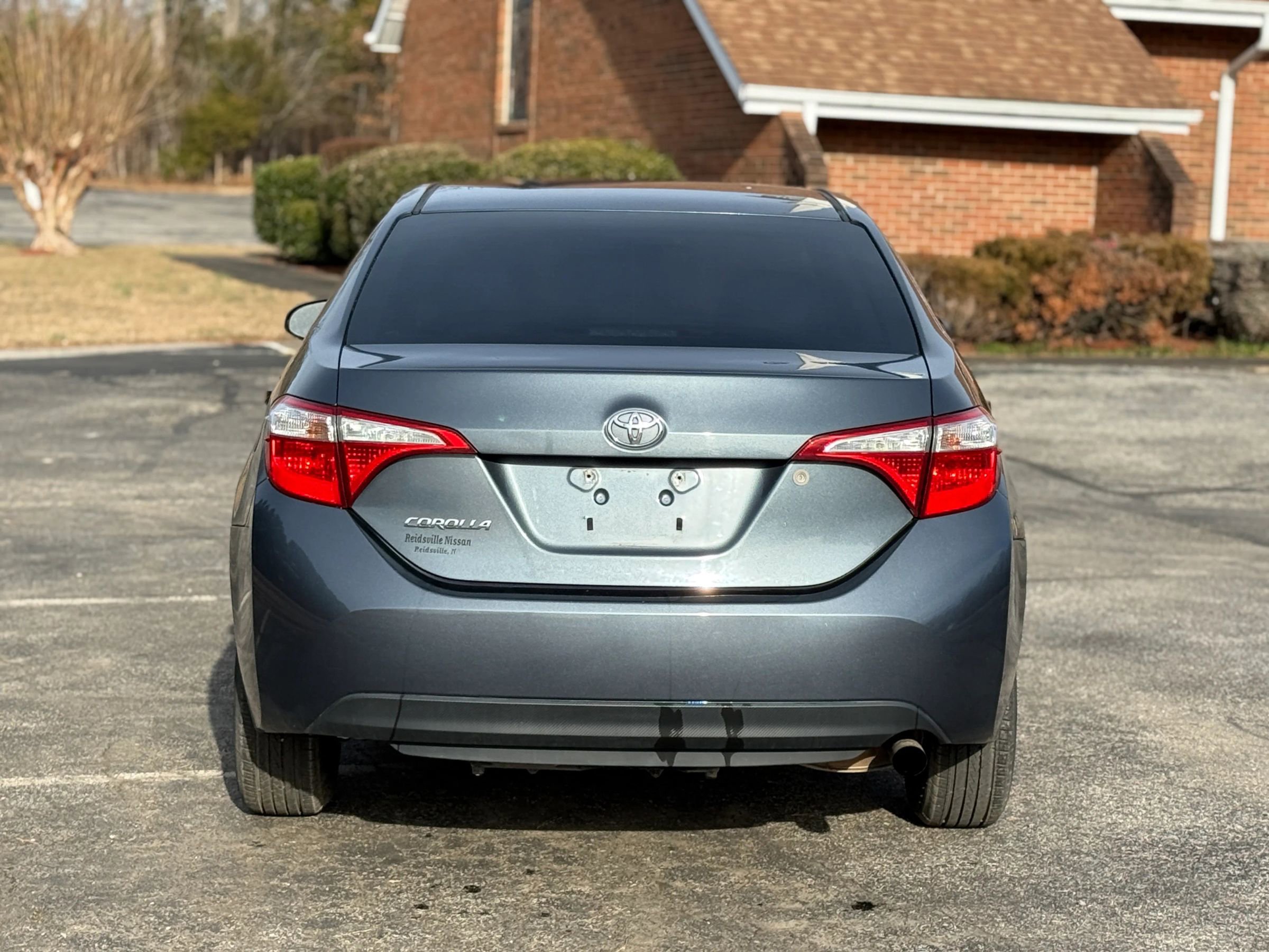 Used 2015 Toyota Corolla L FWD image 4