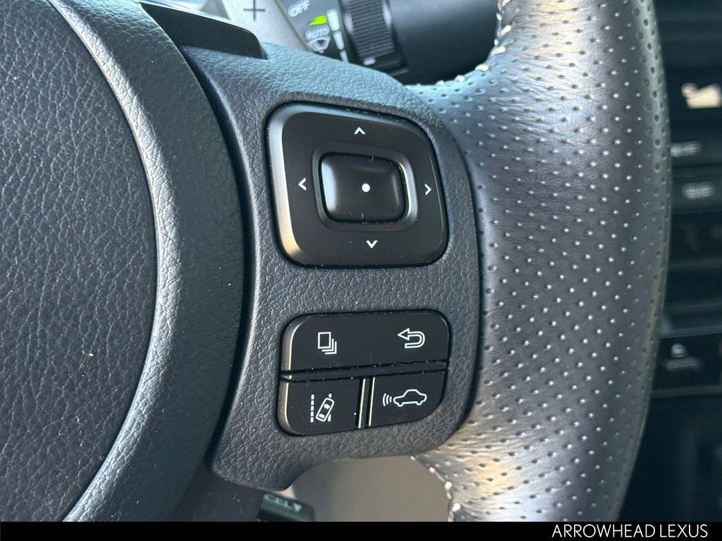 Used 2023 Lexus IS 500 w/ Accessory Package RWD image 15