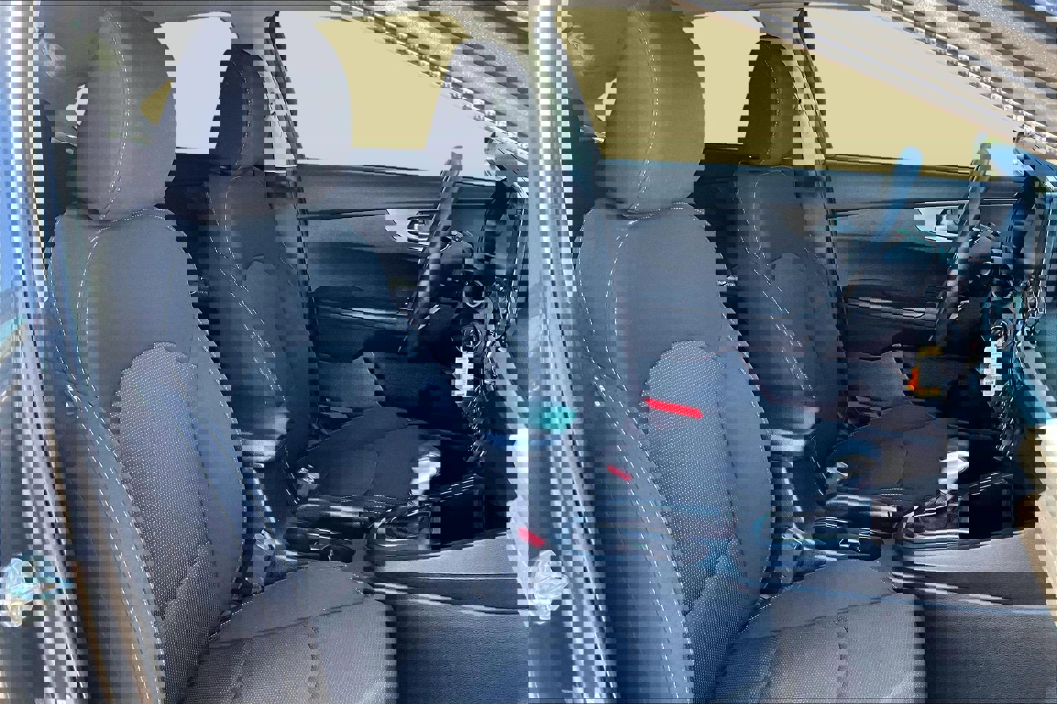 Used 2021 Kia Forte LXS image 7