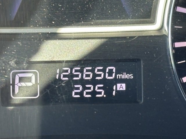 Used 2013 Nissan Pathfinder Platinum image 16