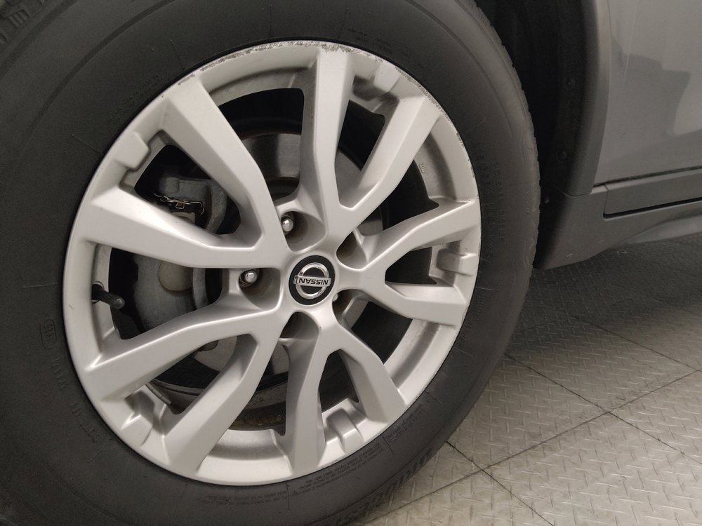 Used 2019 Nissan Rogue SV AWD/4WD image 31