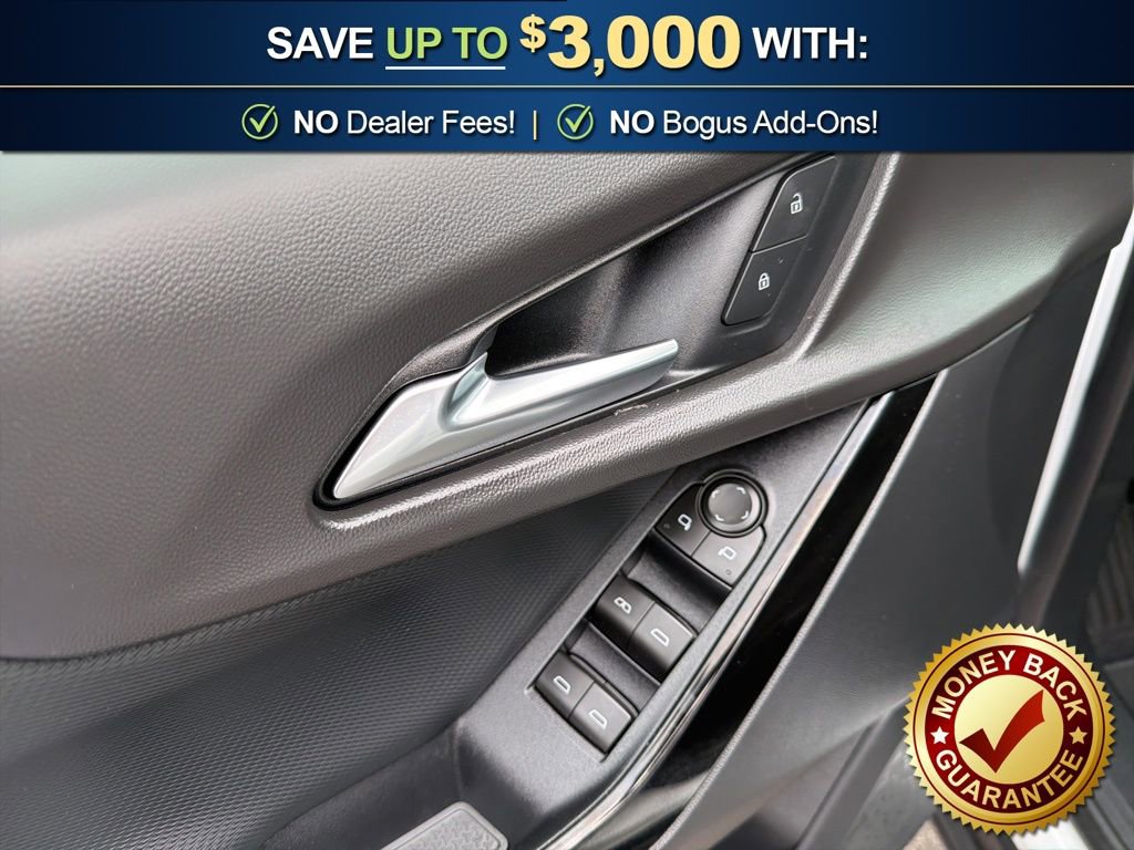 Used 2026 Chevrolet Equinox LT FWD image 14