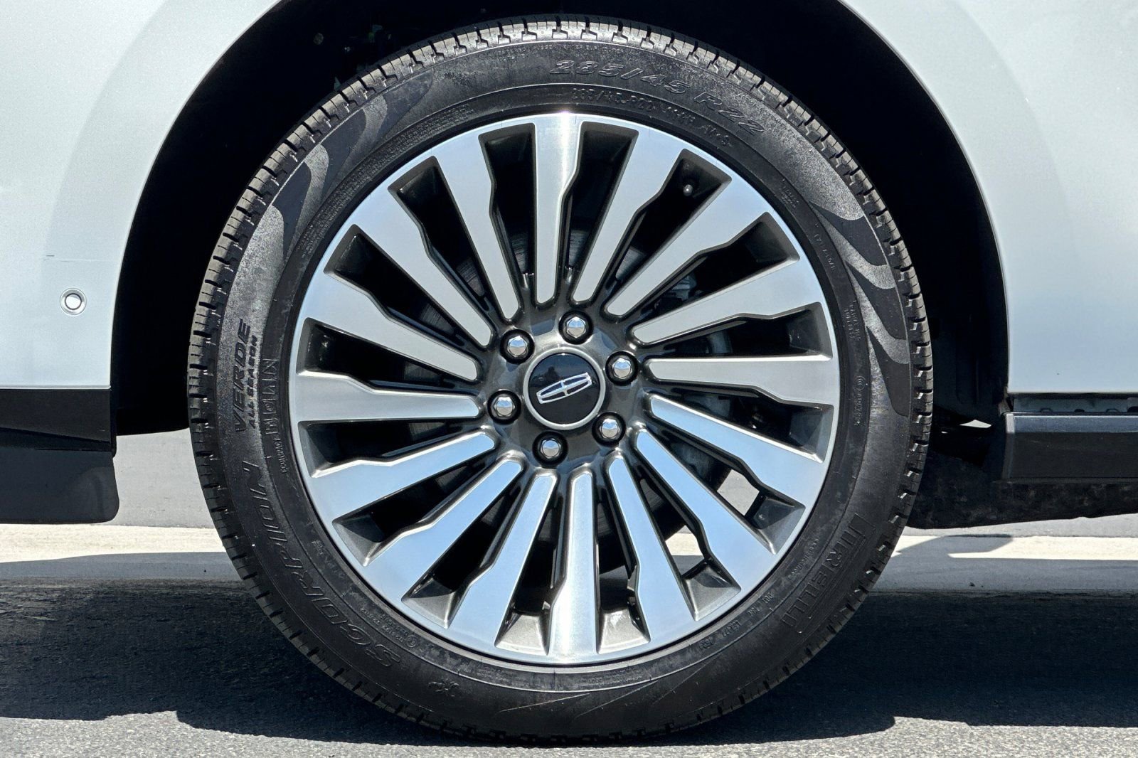 Certified 2021 Lincoln Navigator L Reserve AWD/4WD image 27