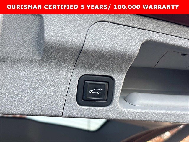 Certified 2023 GMC Acadia SLT image 14