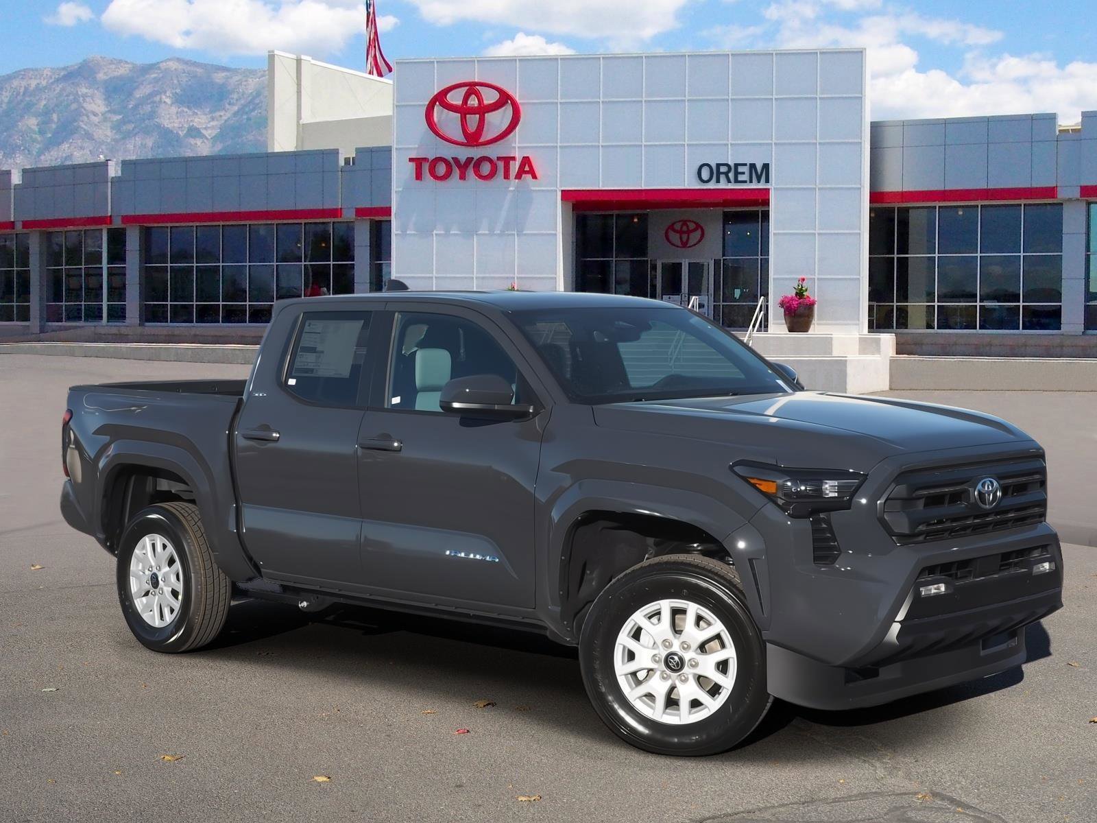 New 2025 Toyota Tacoma SR5