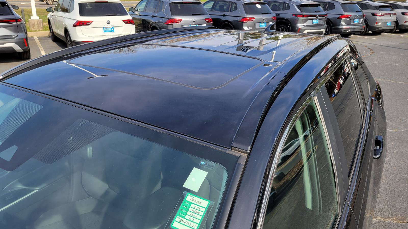 Used 2023 Toyota RAV4 XLE w/ Convenience Package image 11