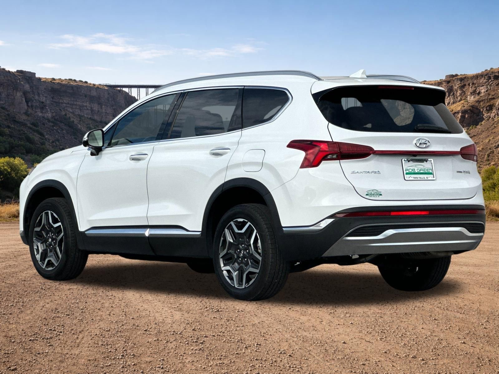 Used 2023 Hyundai Santa Fe SEL Premium image 5