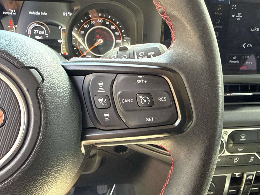 Used 2024 Jeep Wrangler Unlimited Rubicon AWD/4WD image 26