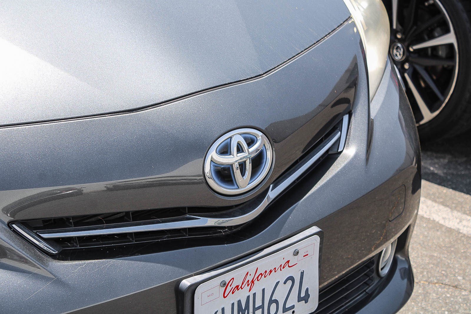 Used 2012 Toyota Prius V Five FWD image 6