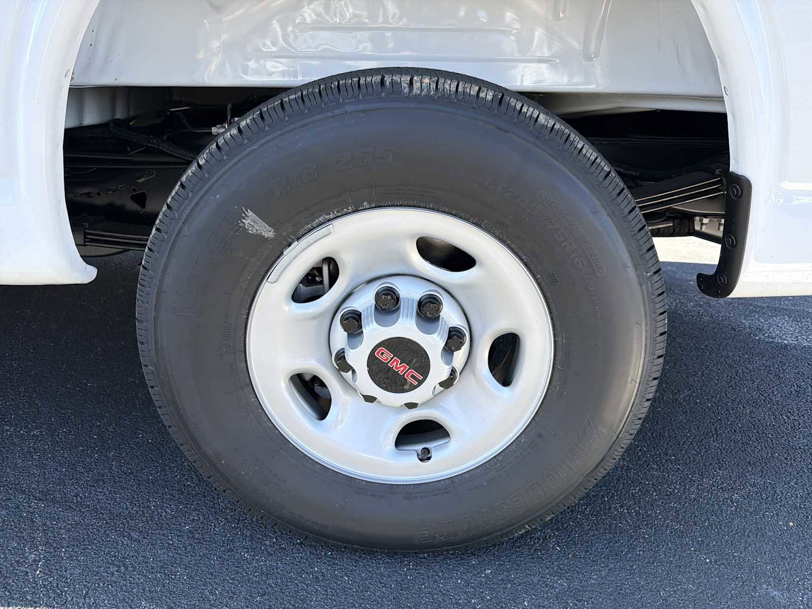 New 2025 GMC Savana 2500 w/ Driver Convenience Package image 18