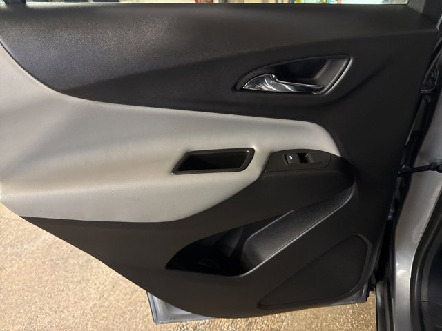 Used 2023 Chevrolet Equinox LS w/ LS Convenience Package image 20