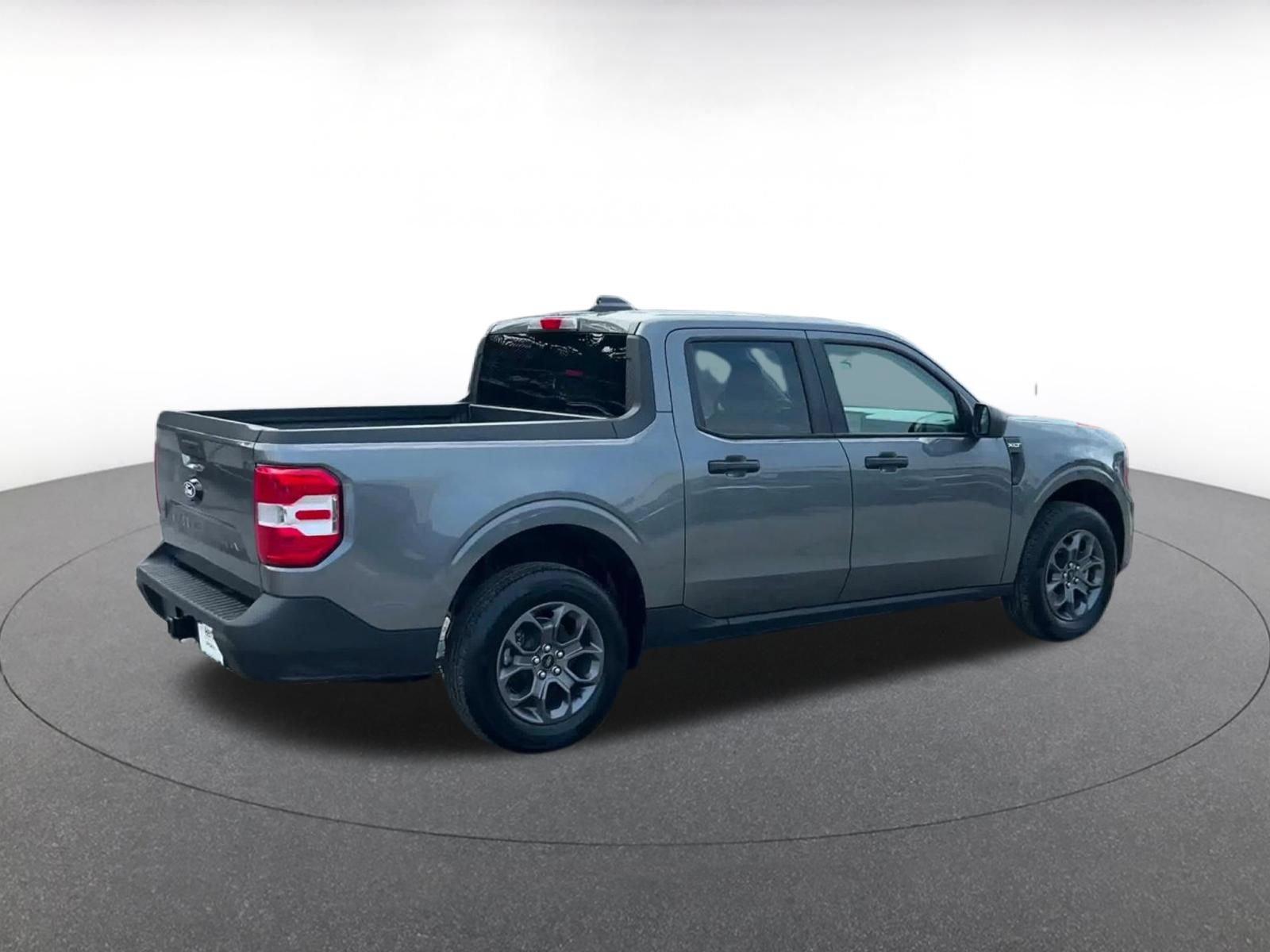 Used 2026 Ford Maverick XLT FWD image 12