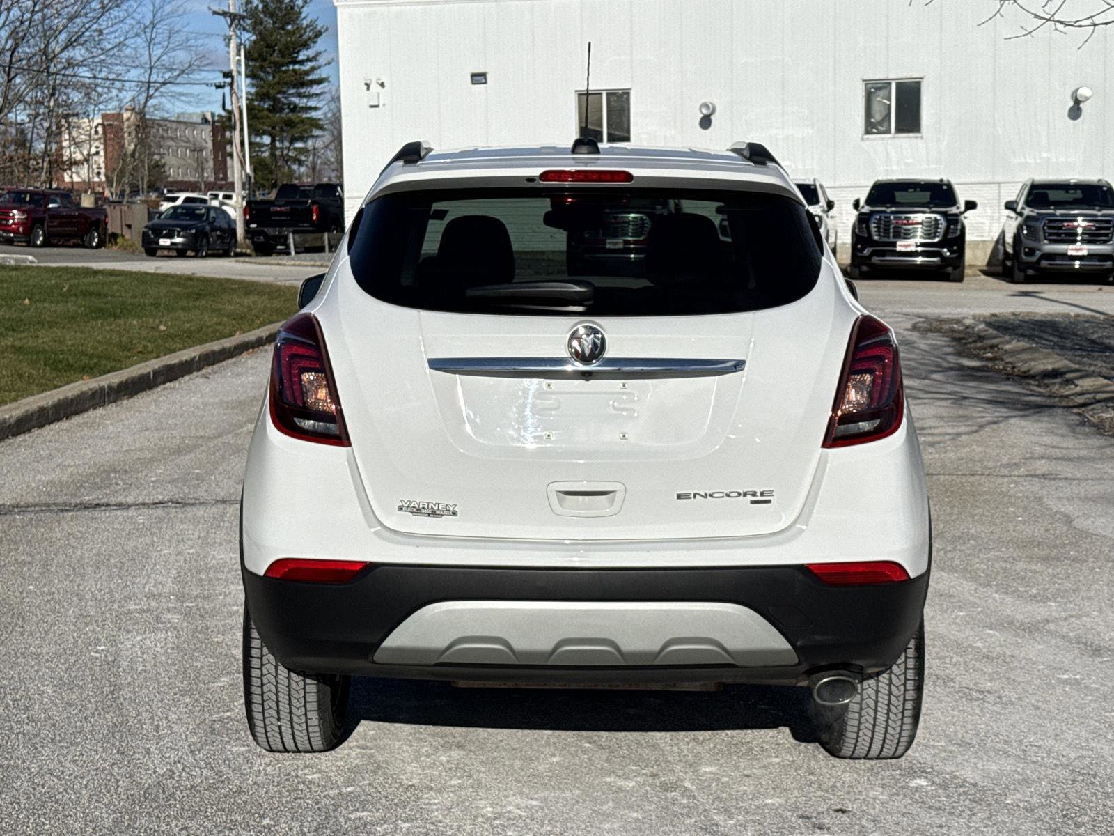 Used 2022 Buick Encore Preferred w/ Safety Package image 10
