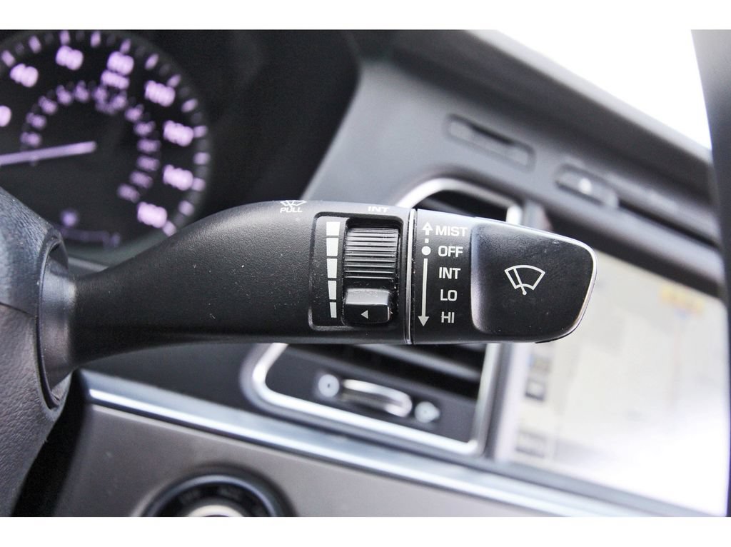 Used 2016 Hyundai Sonata Sport w/ Option Group 03 FWD image 20
