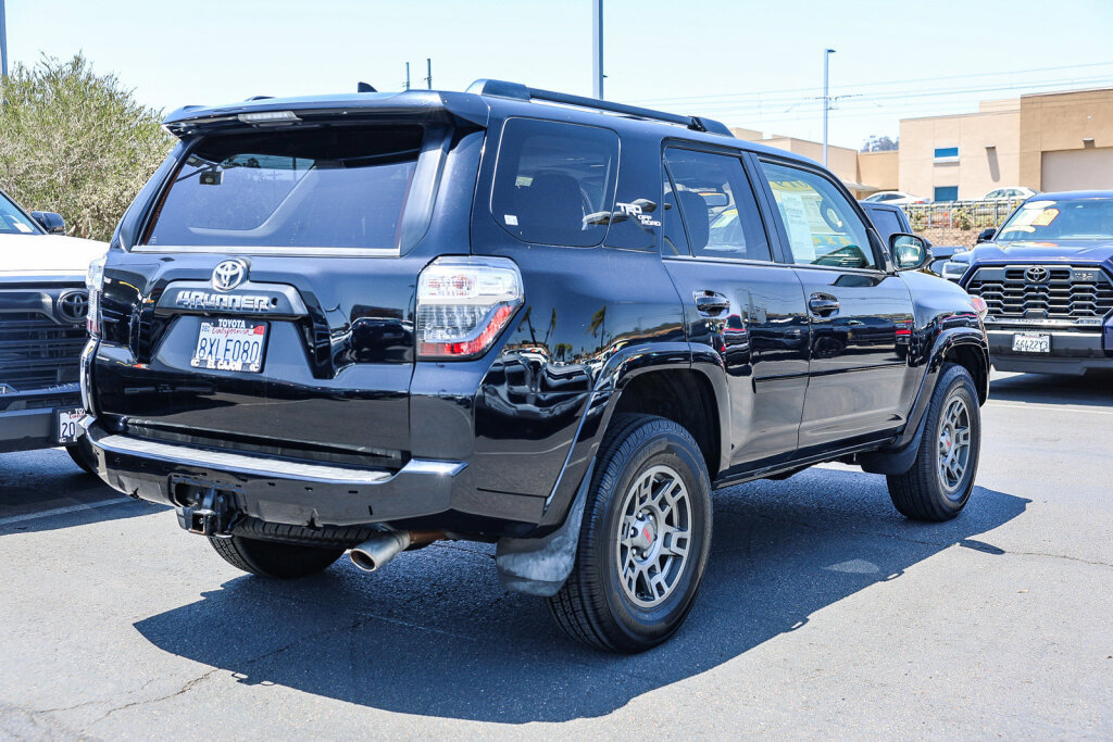 Used 2019 Toyota 4Runner TRD Off-Road Premium AWD/4WD image 23