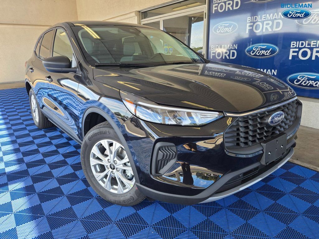 New 2025 Ford Escape Active image 1