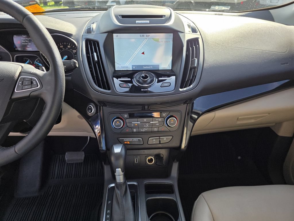 Used 2017 Ford Escape Titanium FWD image 19