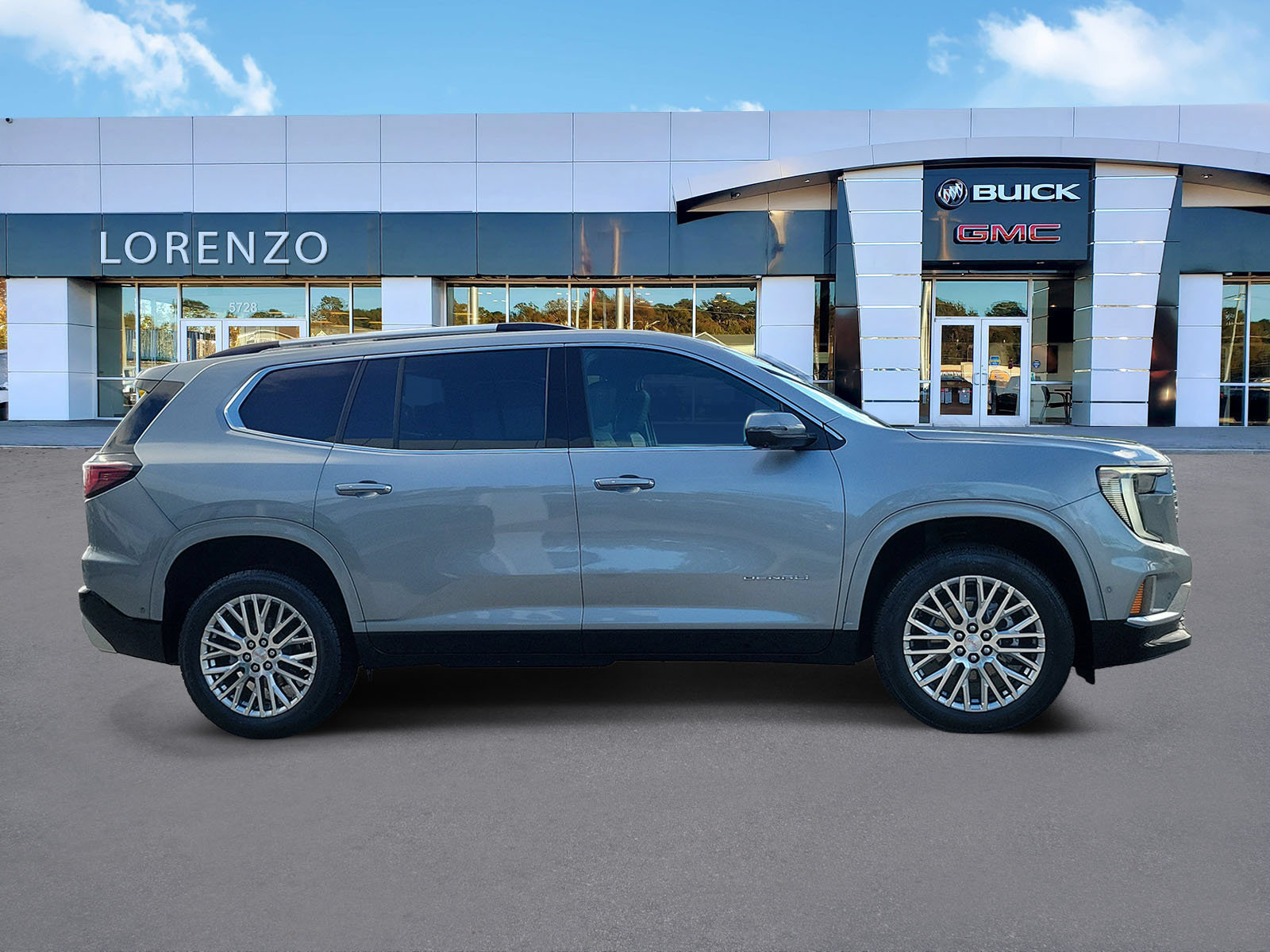 Used 2025 GMC Acadia Denali w/ Super Cruise Package FWD image 4