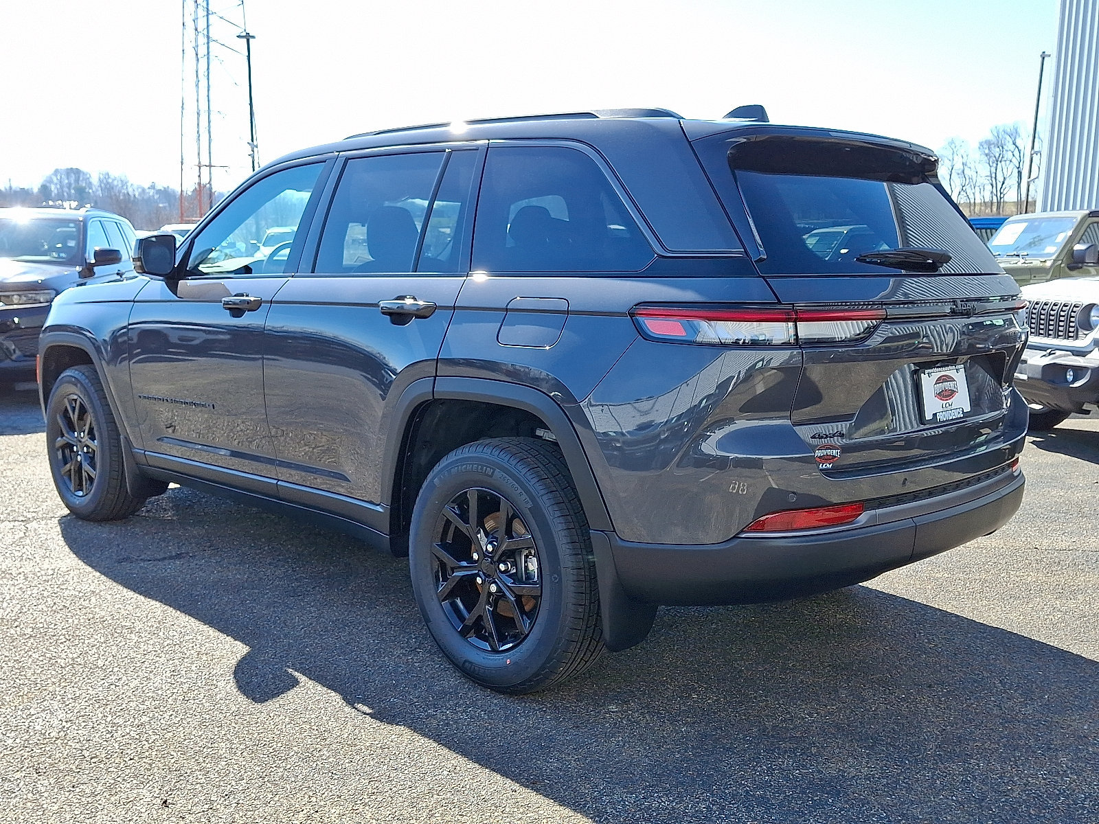 New 2026 Jeep Grand Cherokee Altitude AWD/4WD image 3