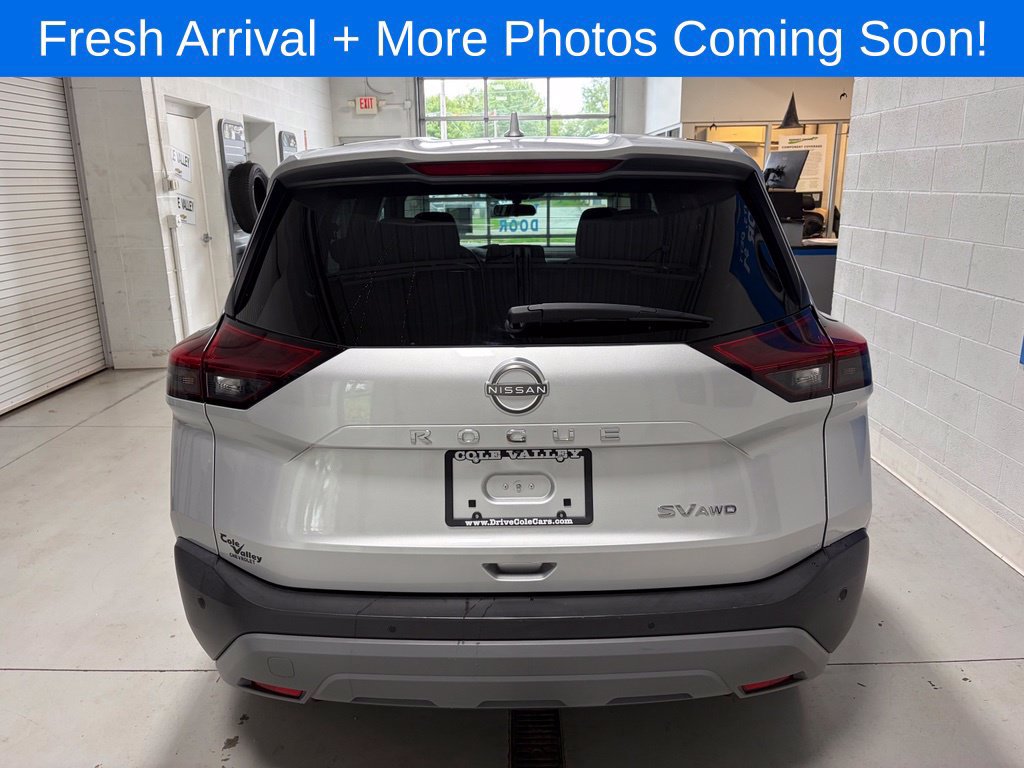 Used 2023 Nissan Rogue SV AWD/4WD image 7