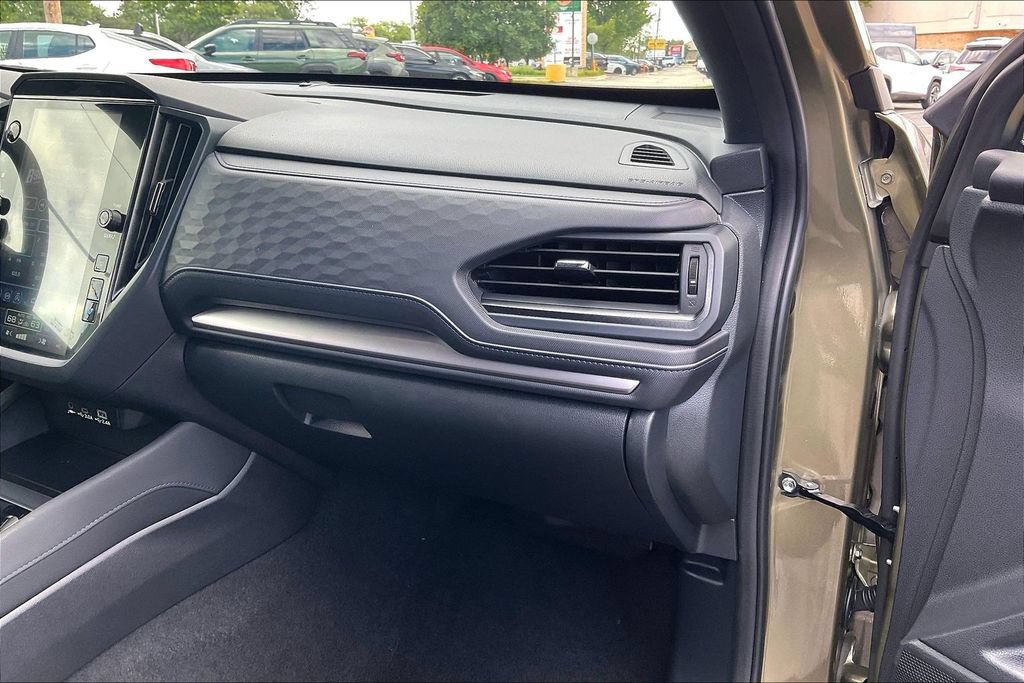 Certified 2025 Subaru Forester Premium AWD/4WD image 19