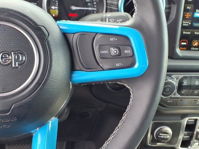 Used 2023 Jeep Wrangler Unlimited Sahara w/ Cold Weather Group image 18