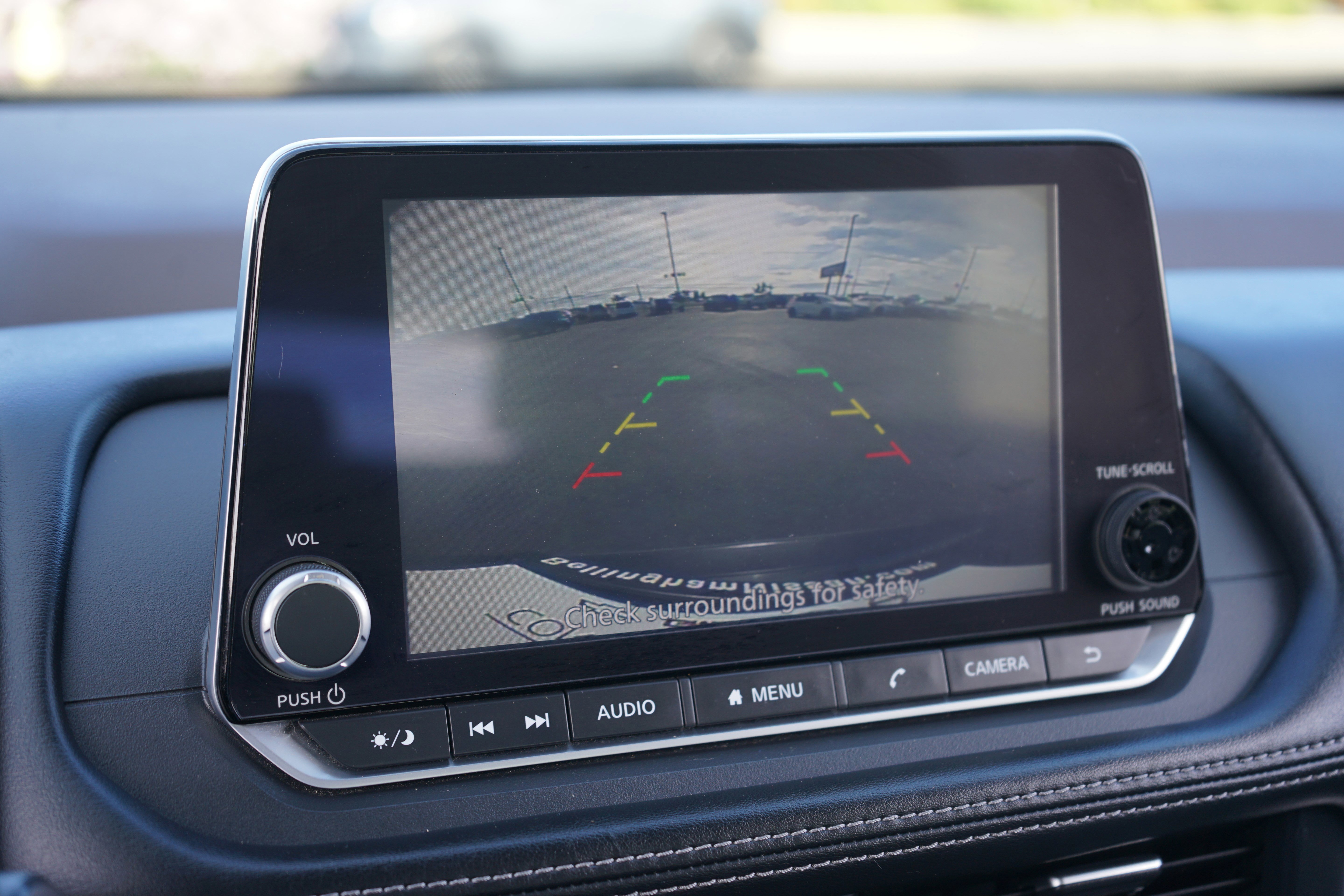 Used 2023 Nissan Rogue SV image 15