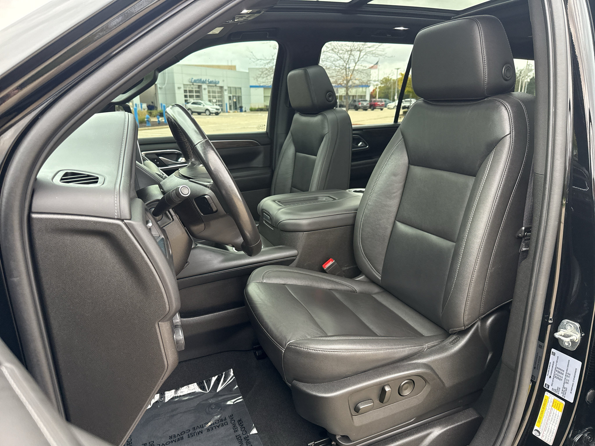 Used 2021 Chevrolet Tahoe LT AWD/4WD image 12