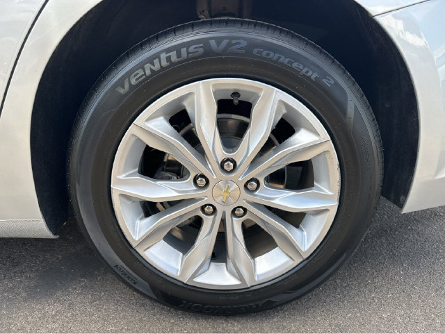Certified 2021 Chevrolet Malibu LT FWD image 15