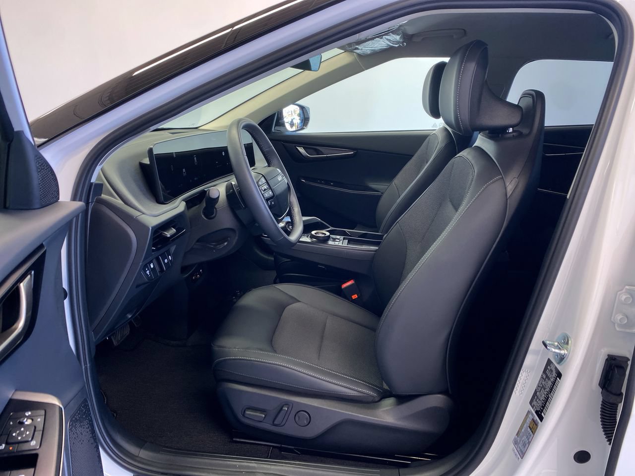 New 2026 Kia EV6 Light RWD image 16
