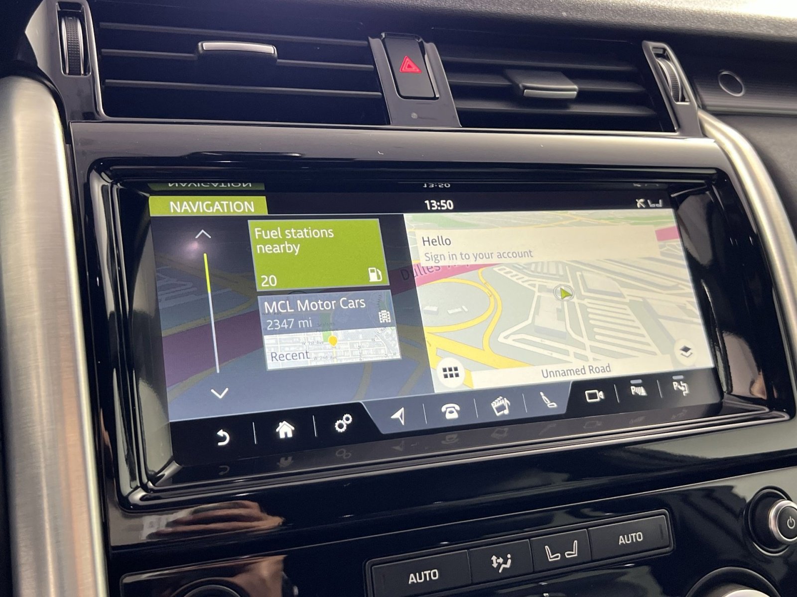 Used 2020 Land Rover Discovery HSE image 20