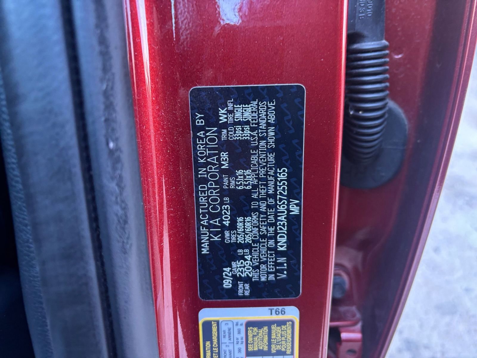 Used 2025 Kia Soul LX w/ LX Technology Package FWD image 27