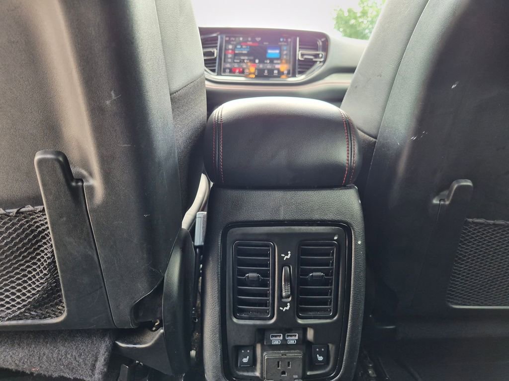 Used 2025 Dodge Durango GT AWD/4WD image 28