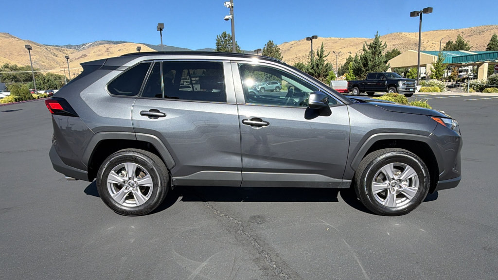 Certified 2025 Toyota RAV4 XLE AWD/4WD video 2