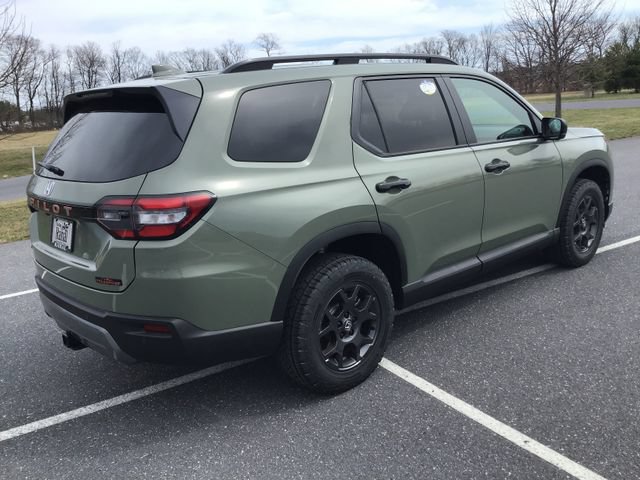 New 2026 Honda Pilot TrailSport image 3