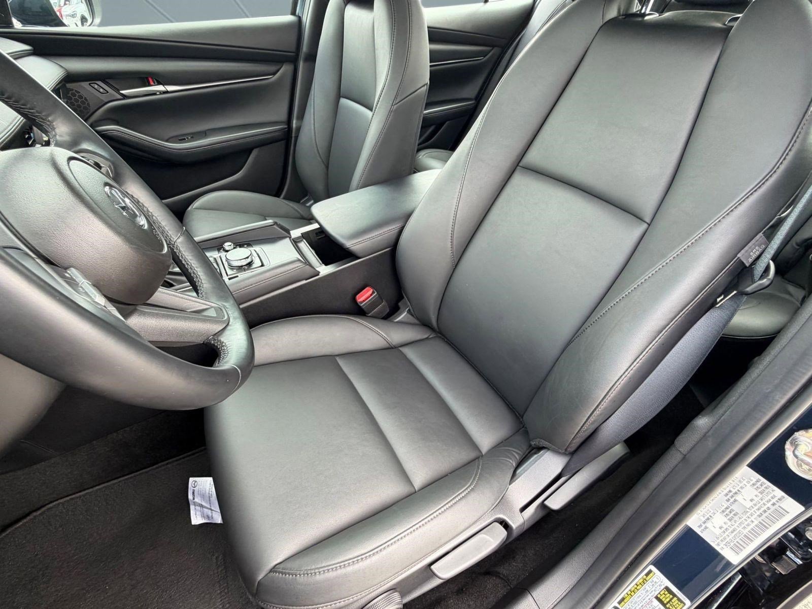 Used 2022 MAZDA MAZDA3 s FWD image 22