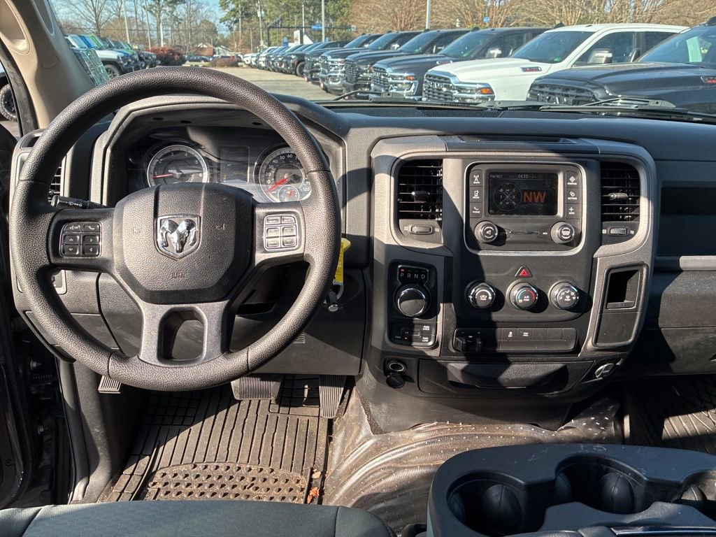 Used 2017 RAM 1500 Express image 20