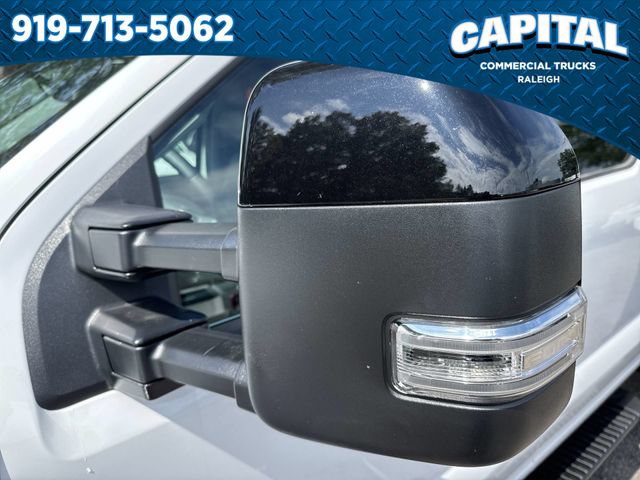 New 2026 Ford F550 4x4 Crew Cab image 14