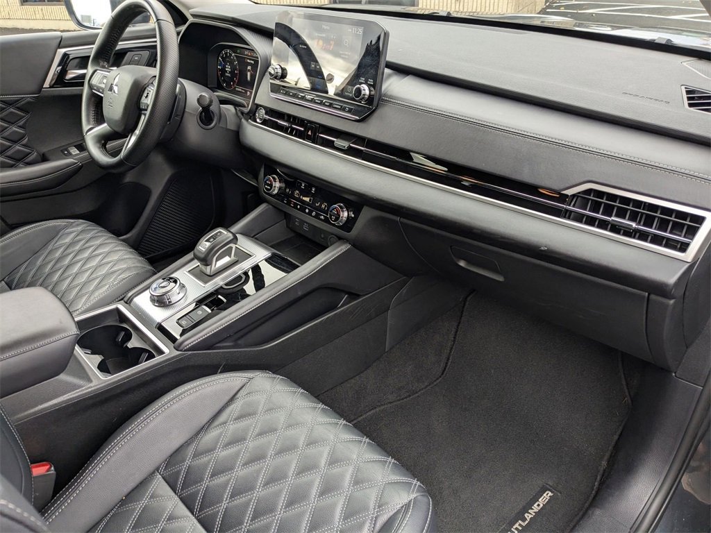 Used 2024 Mitsubishi Outlander SEL image 41