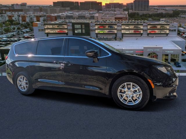New 2026 Chrysler Voyager LX
